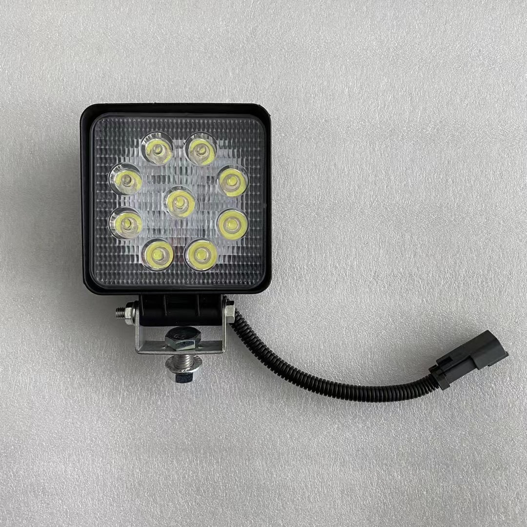 https://image.jumitop.cn/www.guanghao-machinery.com/2025/07/30/image_folder/LED灯 (4)_qo1x5dvS.jpg